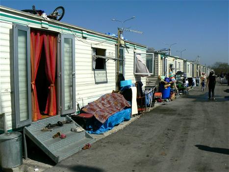 Rom incassavano il sussidio per poveri. Sul loro conto oltre 100 mila euro