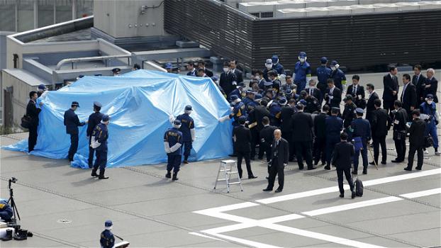 Allarme a Tokyo: drone radioattivo atterra su uffici del Premier