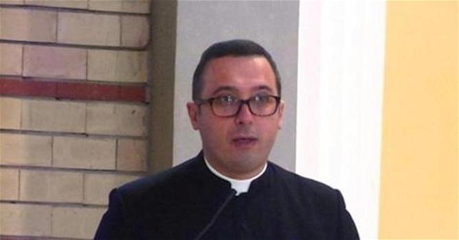 Foggia: ex prete violenta bambino di 11 anni e pubblica le foto su internet