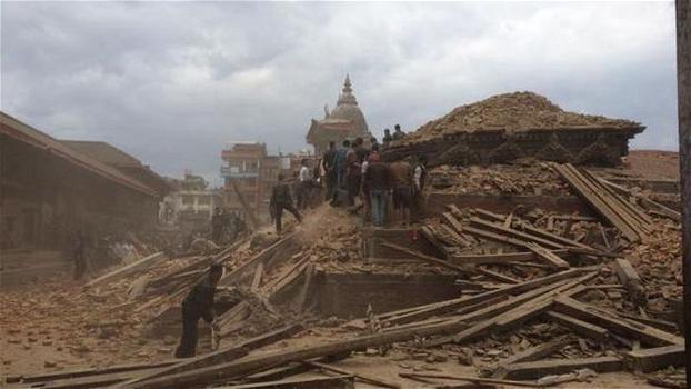 Forte terremoto in Nepal: almeno 1.500 vittime