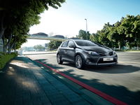 toyota-auris-2014-exterior-tme-001-full_tcm-20-168917