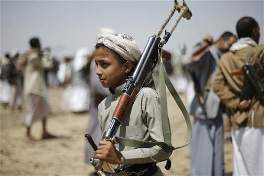 Allarme dall’UNICEF: un terzo dei soldati nello Yemen sono bambini