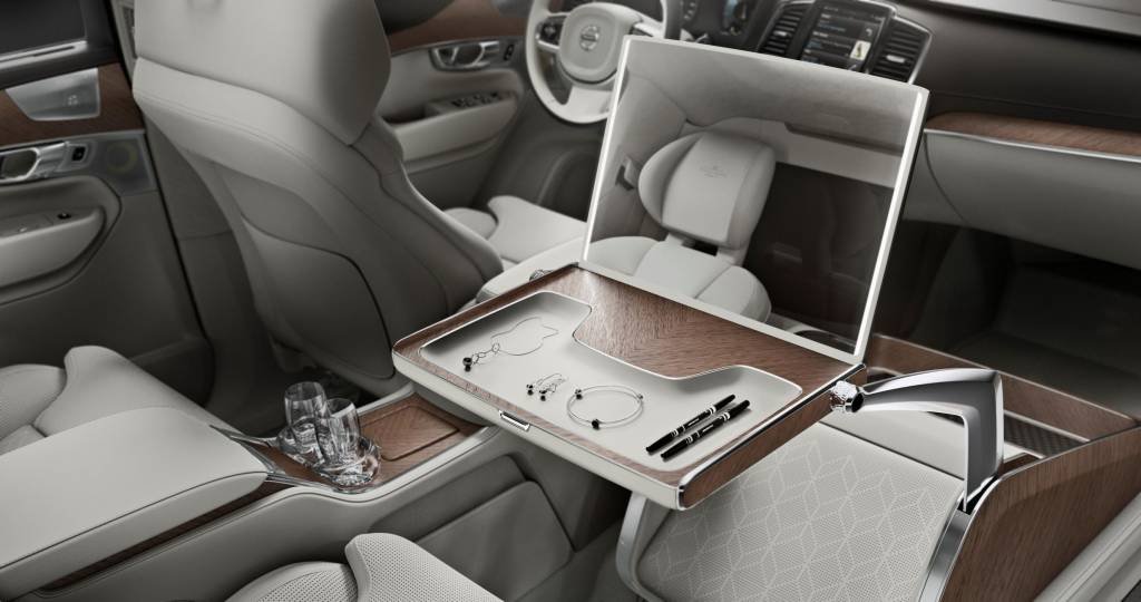 Volvo XC90 Excellence Lounge Console: la nuova era del lusso a quattro ruote