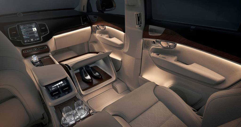 Volvo XC90 Excellence Lounge Console: la nuova era del lusso a quattro ruote