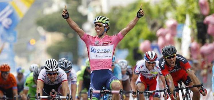 Giro d’Italia: terza tappa a Matthews, paura per Pozzovivo