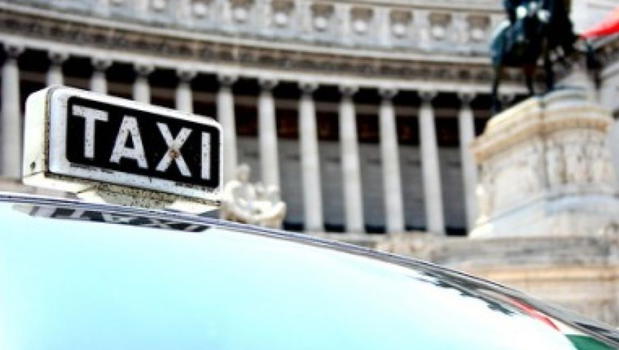 Roma: tassista viene violentata da un cliente