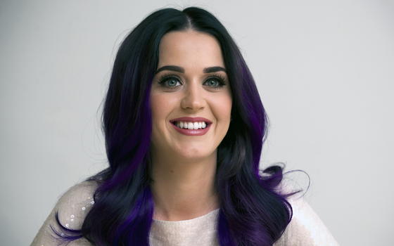 Katy Perry scrive una canzone contro Taylor Swift con l’aiuto di John Mayer
