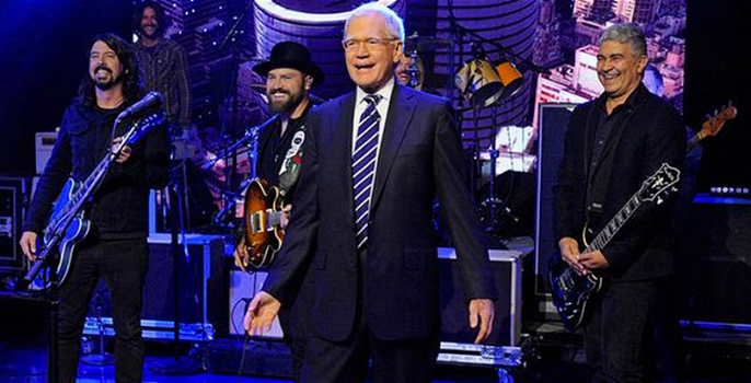 I Foo Fighters si esibiscono per l’addio allo show di David Letterman