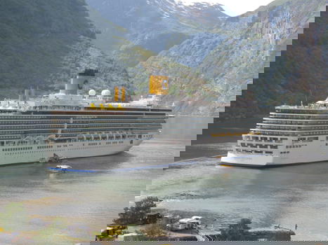 Si salpa a bordo di Costa Deliziosa su Sky ogni Sabato