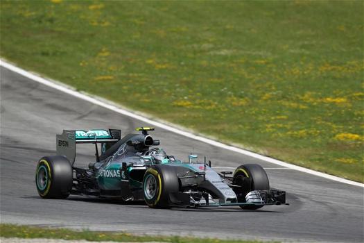 Austria, Gp Zeltweg: altra doppietta Mercedes, vince Rosberg