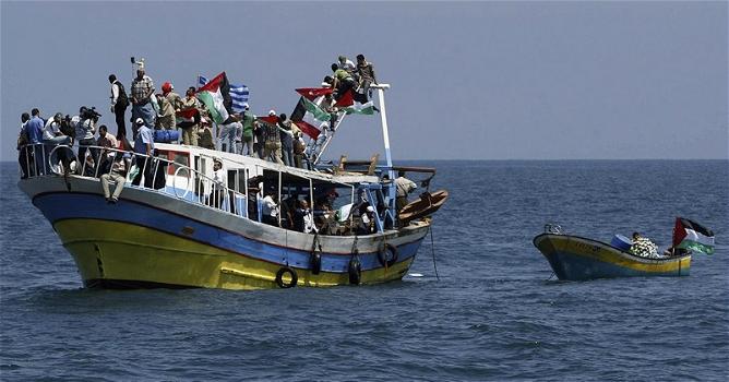 Israele: bloccate navi palestinesi con aiuti umanitari