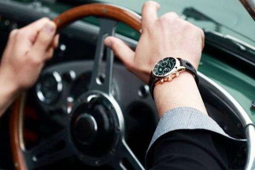 Frédérique Constant presenta il cronografo automatico Healey
