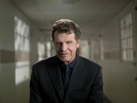 “Elementary”: John Noble interpreterà il padre di Sherlock