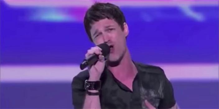 X Factor: canta “Hallelujah” e fa impazzire tutti, anche suo figlio