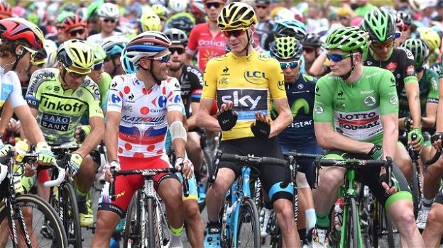 Tour de France: cronosquadre alla Bmc, Froome resta in giallo