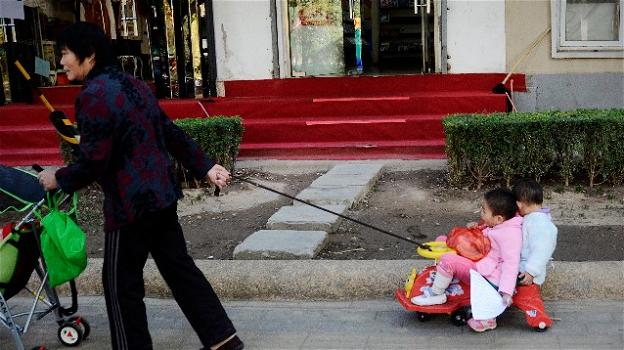 Cina, addio alla "politica del figlio unico"