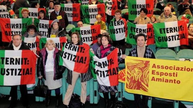Torino, rinviato alla Corte Costituzionale il processo Eternit