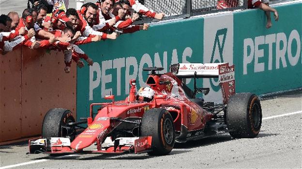 Gp Ungheria: trionfo di Vettel, Mercedes fuori dal podio