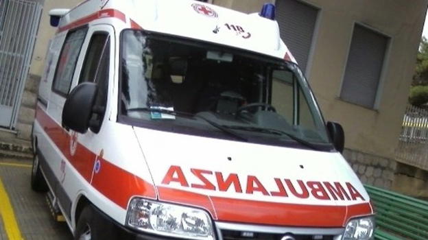 Sarno, padre accusa i vicini di aver seviziato la figlia di 3 anni