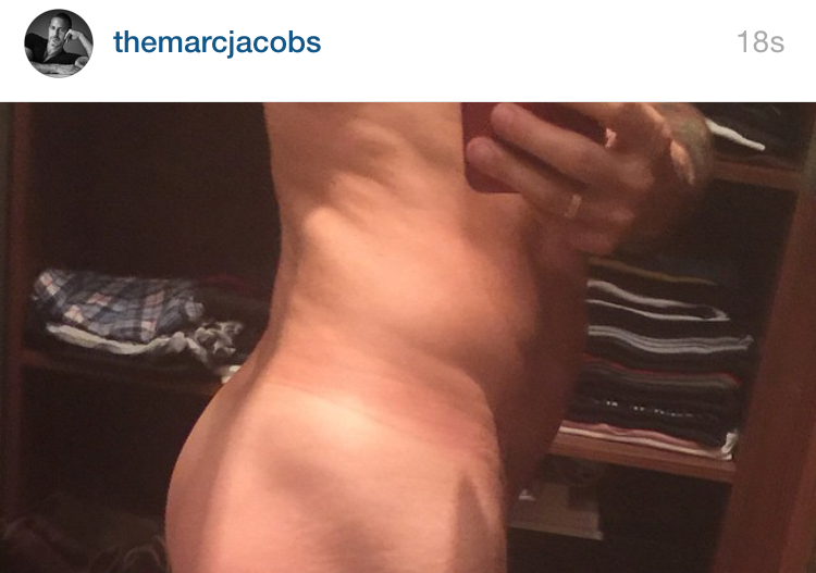 Marc Jacobs nudo su Instagram per errore. "Sono un gay che flirta online"