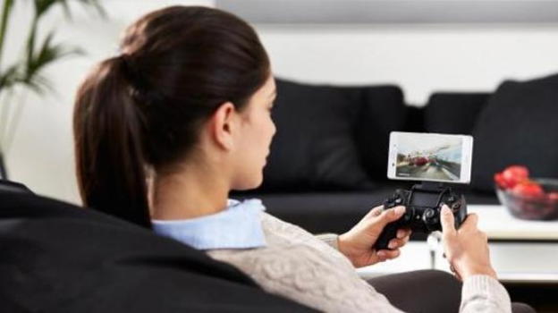 I dieci motivi per cui vi dovreste fidanzare con una gamer