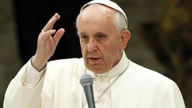 Papa Francesco raccomanda di evitare una guerra