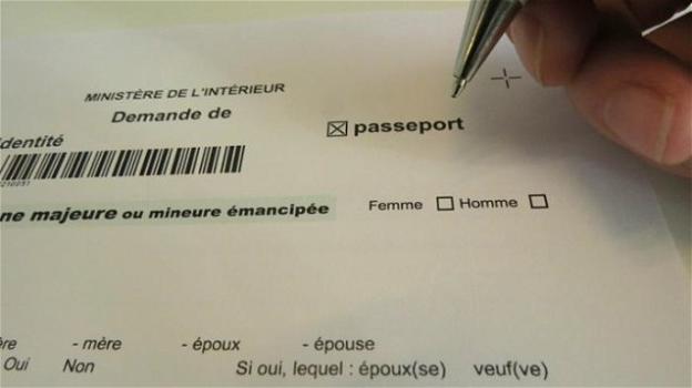 Francia, né uomo né donna: riconosciuto il sesso neutro nei documenti