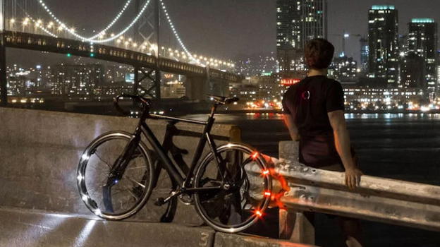 Con Eclispe+, si potrà guidare la bici in sicurezza anche di sera