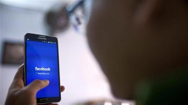 L’app di Facebook inaugura la funzionalità "Amici nelle vicinanze"