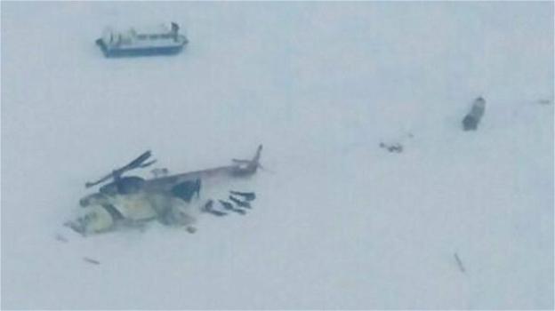 Russia: elicottero precipita in Siberia. “Almeno 15 i morti”