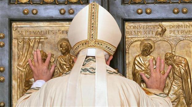 Giubileo della Misericordia: Papa Francesco apre la Porta Santa