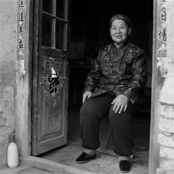 12 foto delle ultime donne cinesi con i piedi fasciati