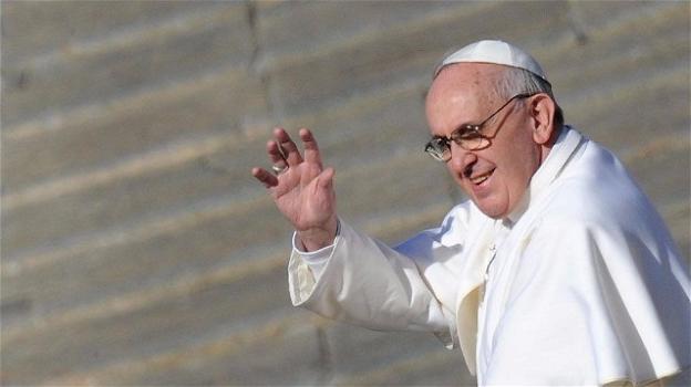 Papa Francesco: "Davanti a Gesù non esiste divisione di razza"