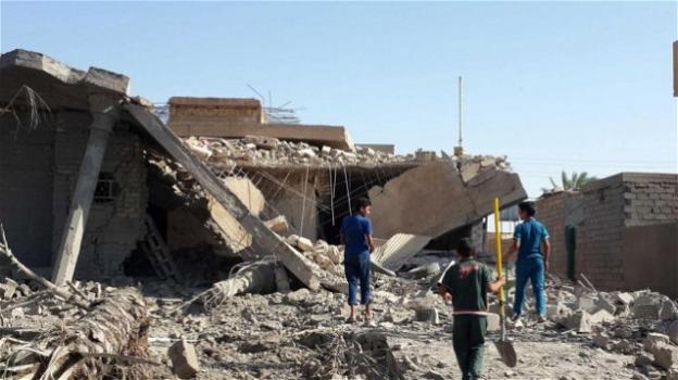 Baghdad: attacco a centro commerciale, 38 morti. Is rivendica
