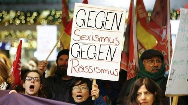 Imam di Colonia: "Donne violentate? Colpa loro: giravano mezze nude e profumate"