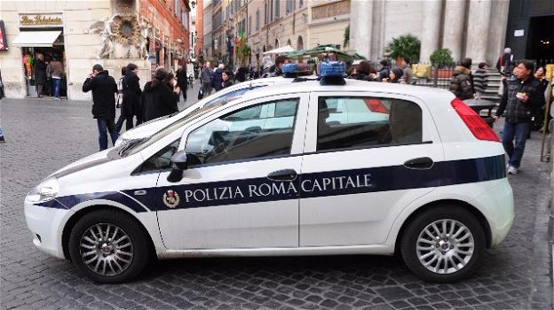 Vendevano hot dog davanti il Vaticano: mandati via dalla polizia