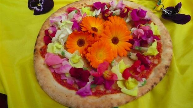 Ecco la Pizza Petalosa: la pizza dedicata alla Festa della Donna