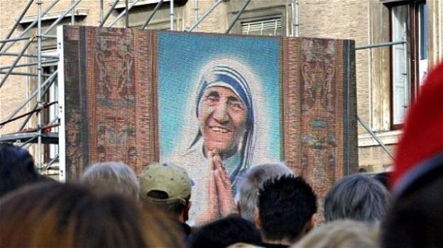 Madre Teresa di Calcutta diventerà Santa: firmata la canonizzazione
