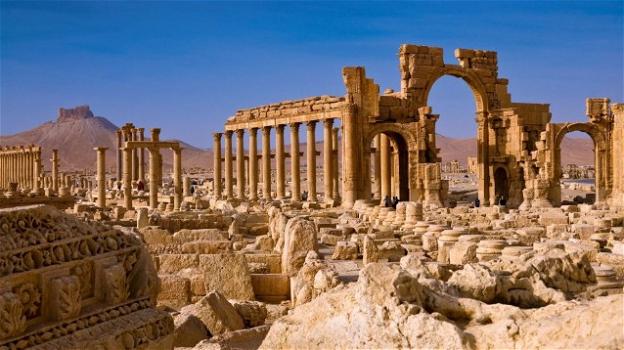 Palmira riconquistata dalle forze di Assad: duro colpo all’Isis