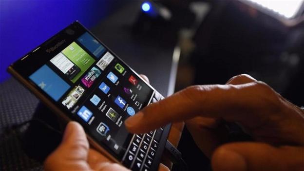 Blackberry collabora con la polizia. Forniti dati sensibili degli utenti