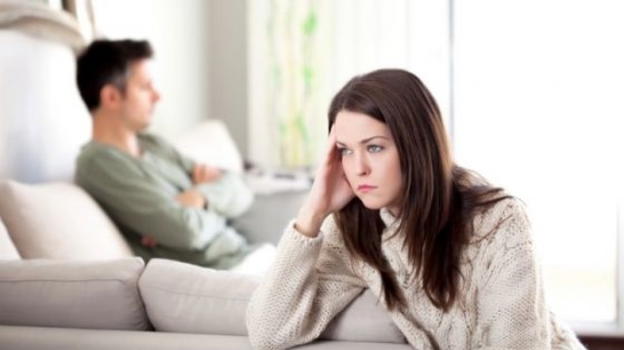 Una ricerca italiana: "Vedove e single stanno meglio delle donne sposate: meno stress e più salute"