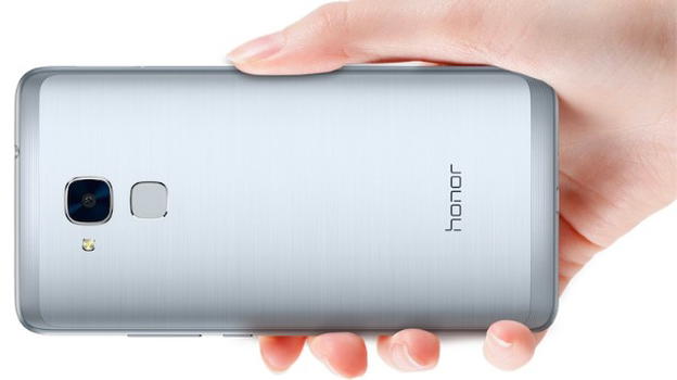 Annunciato lo smartphone midrange Honor 5C. Scheda tecnica e prezzo