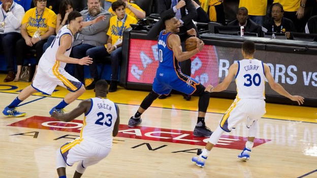 NBA Playoffs 2016, i Thunder sorprendono i Warriors