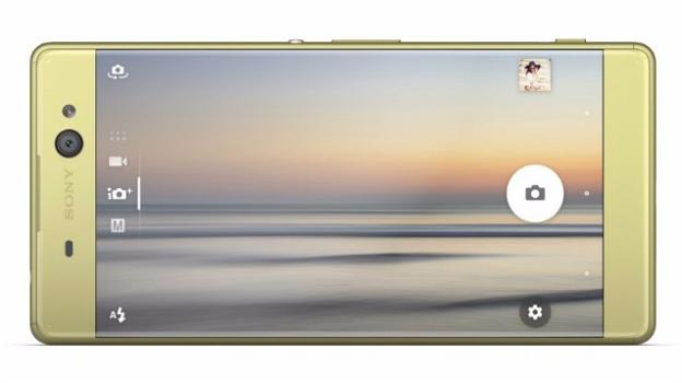 Ecco il Sony Xperia XA Ultra con display da 6” e selfiecam da 16 mpx