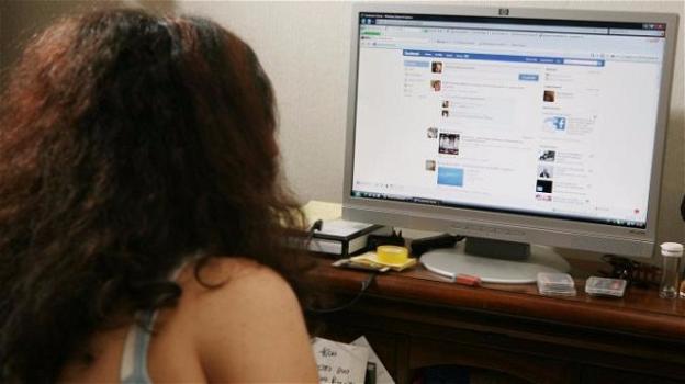 Le donne sono più decise degli uomini nel linguaggio usato su Facebook
