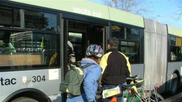 Roma: d’ora in poi sarà vietato portare biciclette su tram e bus