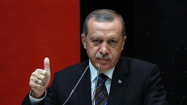 Rivoluzione in Turchia, l’UE accusa: "Una farsa di Erdogan"