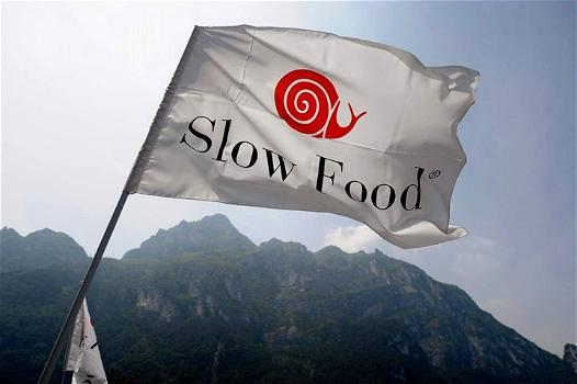 Un nuovo francobollo per celebrare i 30 anni di Slow Food