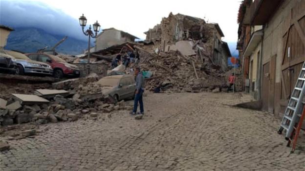 Terremoto in Centro Italia, bilancio sempre più terrificante: 247 morti, si continua a scavare