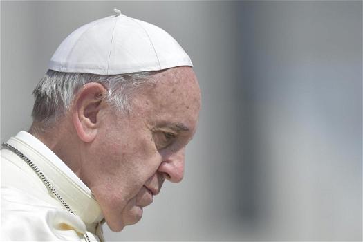L’Isis mette nel mirino Papa Francesco: "Mai pace con gay e cristiani"
